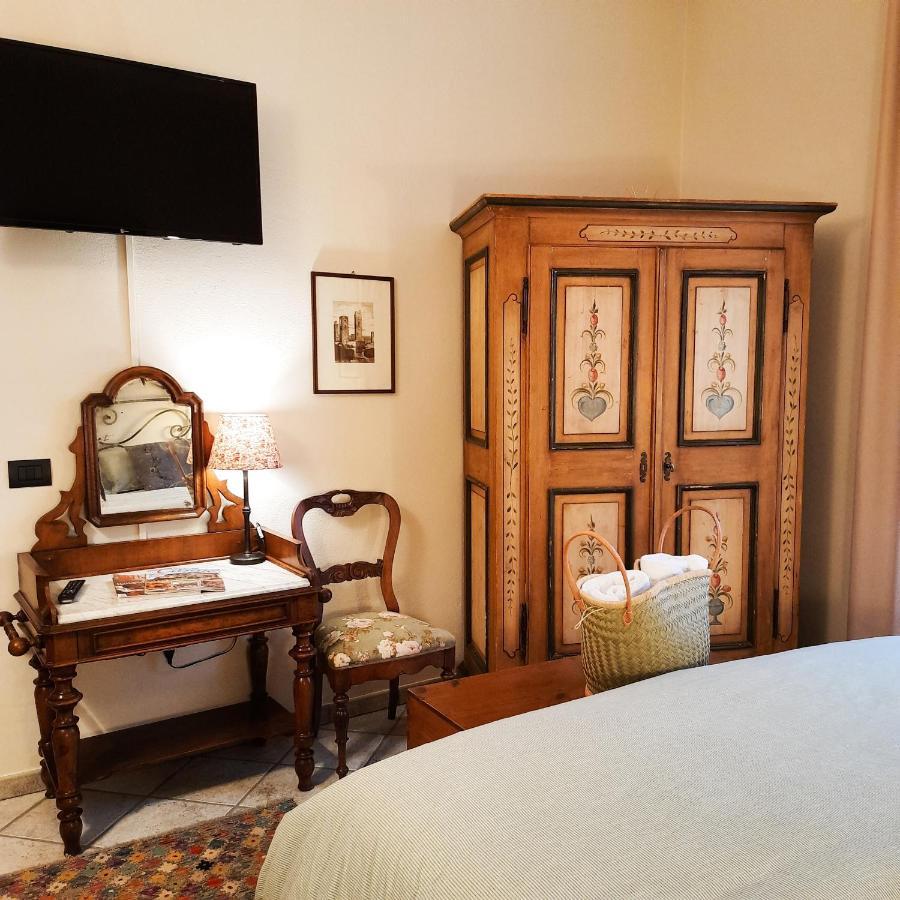 Boutique Hotel Fox'S Inn San Giustino Valdarno Exterior foto
