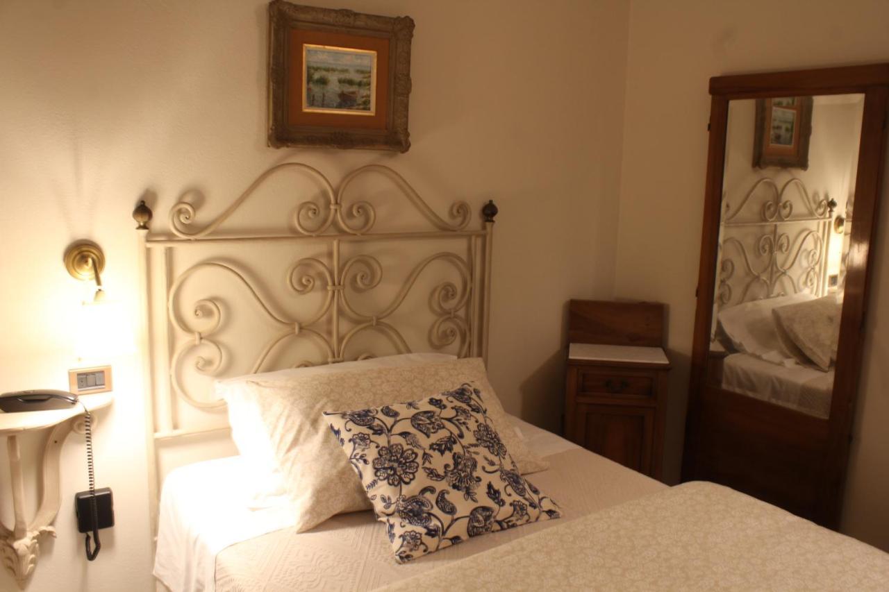 Boutique Hotel Fox'S Inn San Giustino Valdarno Exterior foto